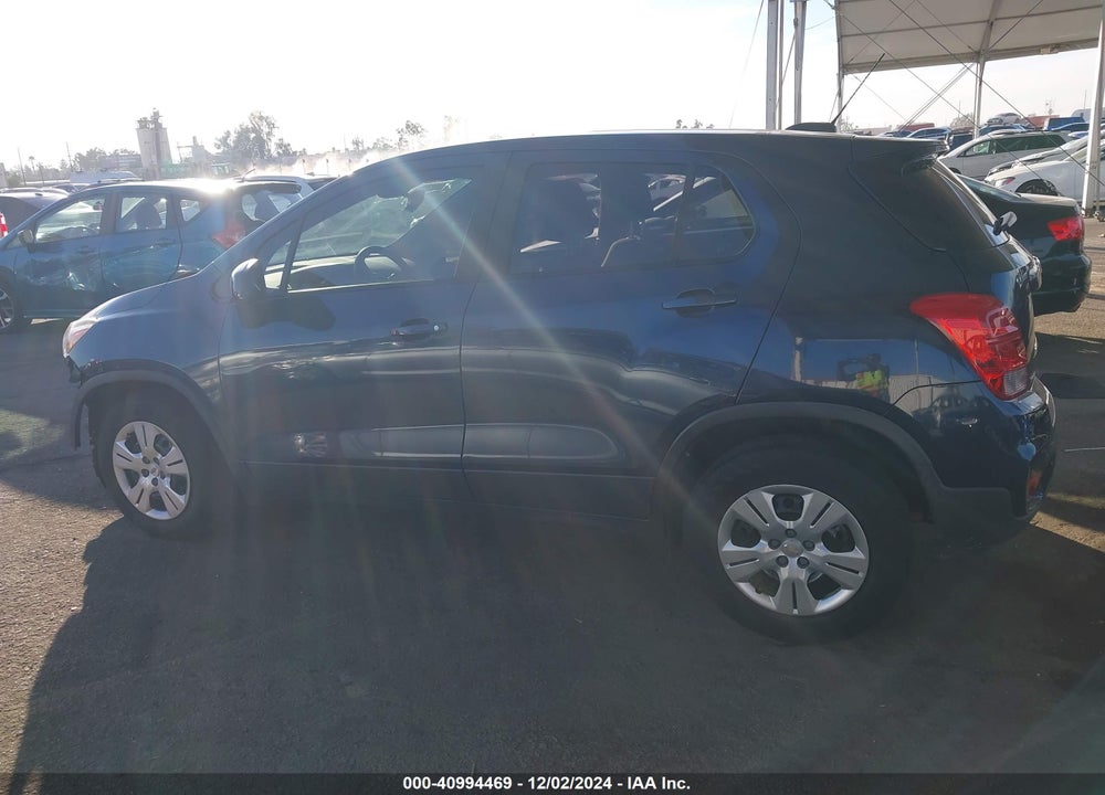 2018 CHEVROLET TRAX LS VIN: 3GNCJKSB2JL176600