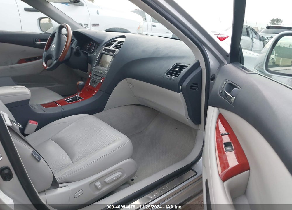 2007 LEXUS ES 350 VIN: JTHBJ46G872112222