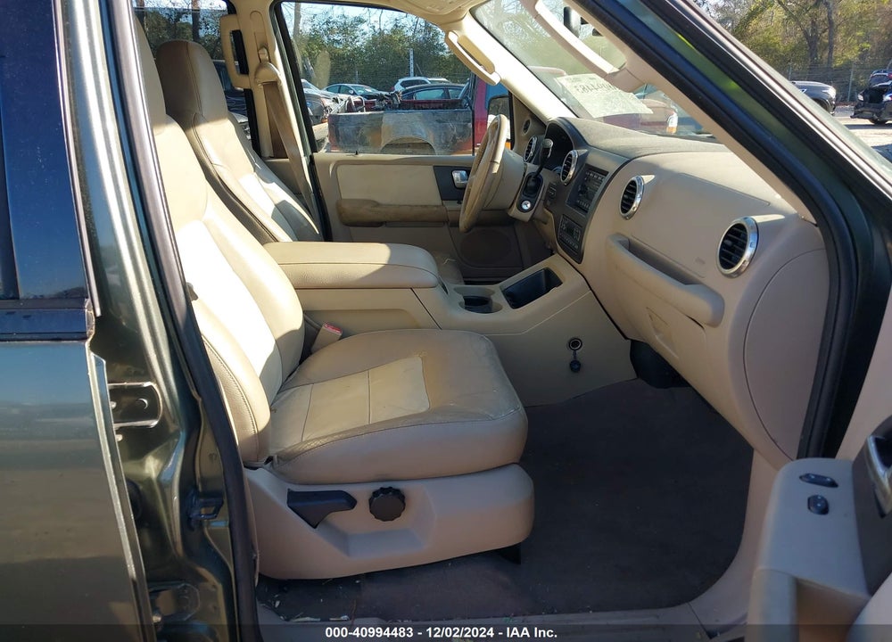 2004 FORD EXPEDITION EDDIE BAUER VIN: 1FMEU17W74LA15055