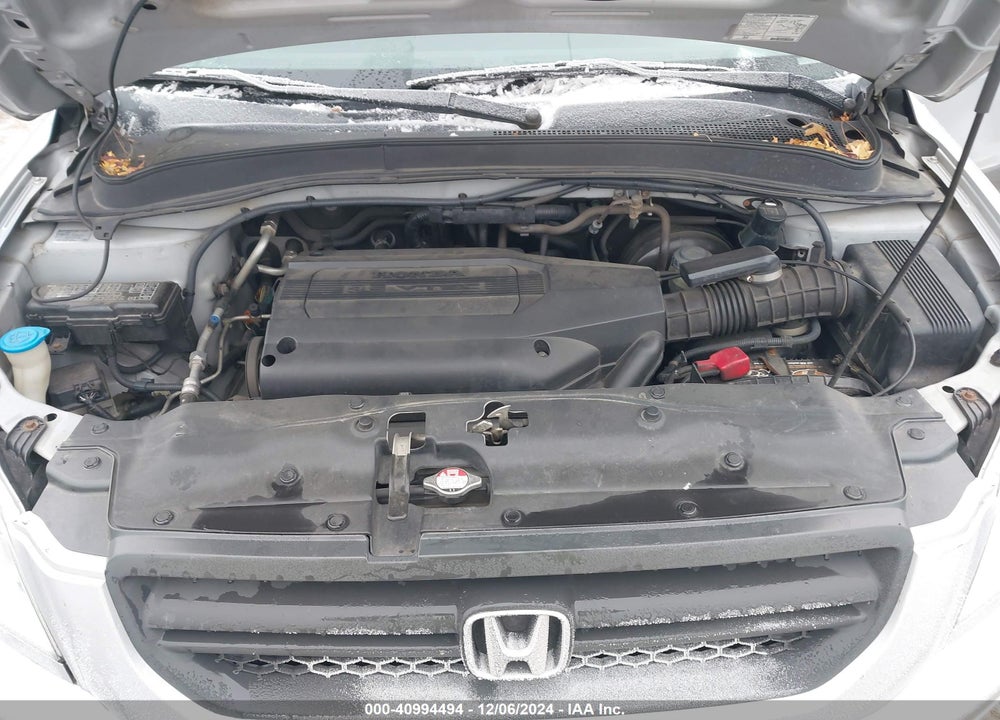 2004 HONDA PILOT LX VIN: 2HKYF18144H541999
