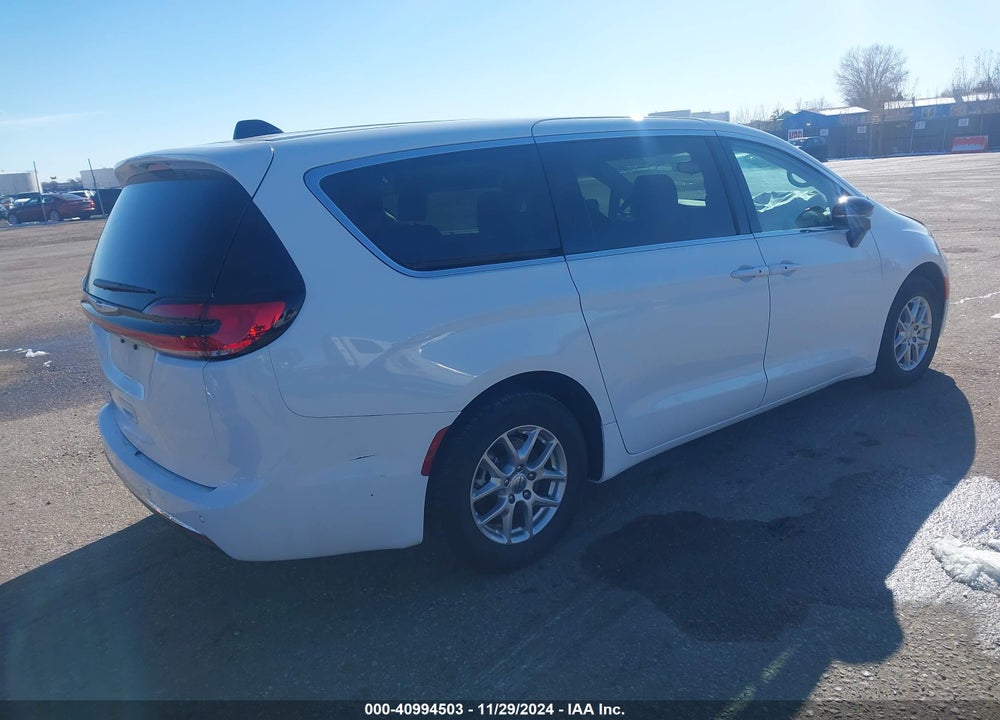 2024 CHRYSLER PACIFICA TOURING L VIN: 2C4RC1BG3RR146412