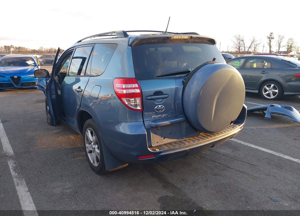 2011 TOYOTA RAV4 VIN: 2T3BF4DVXBW158137