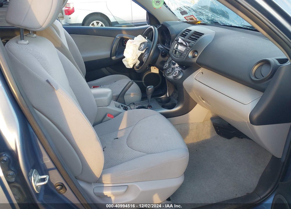 2011 TOYOTA RAV4 VIN: 2T3BF4DVXBW158137