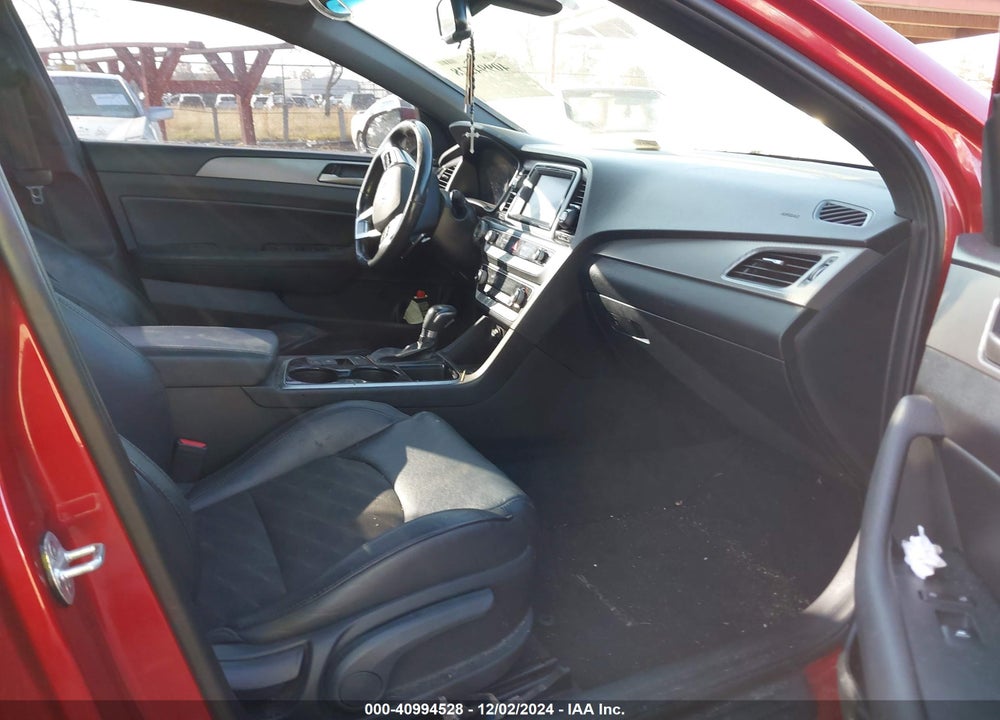 2018 HYUNDAI SONATA SPORT VIN: 5NPE34AF3JH717326