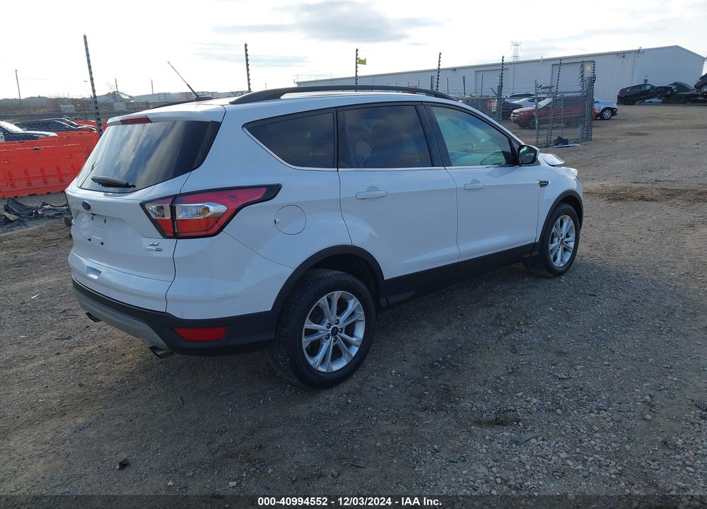 2017 FORD ESCAPE SE VIN: 1FMCU9GD0HUC07602