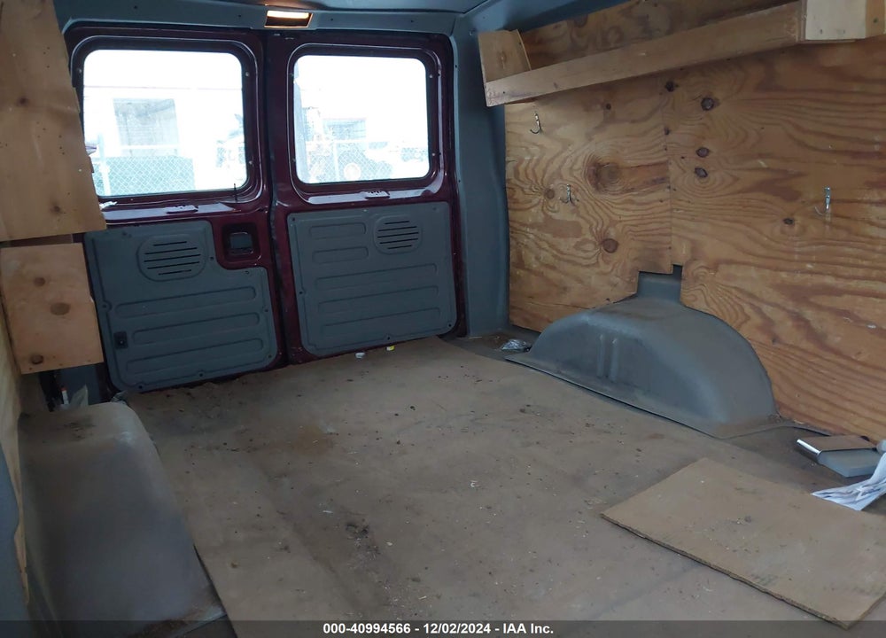 2005 FORD E-150 COMMERCIAL/RECREATIONAL VIN: 1FTRE14W25HB21571
