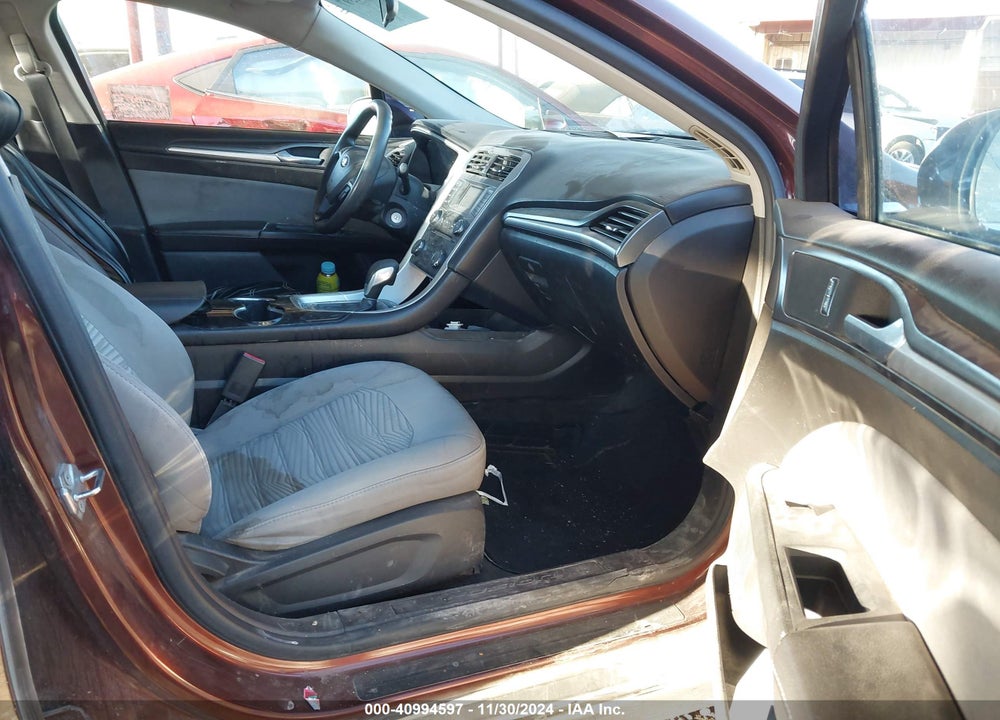 2016 FORD FUSION VIN: 3FA6P0G75GR383653