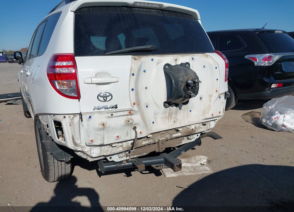 2011 TOYOTA RAV4 VIN: 2T3ZF4DV8BW070461
