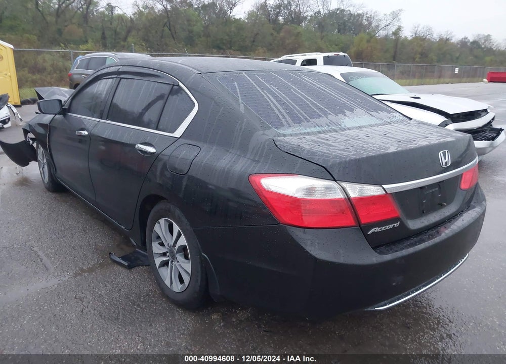 2015 HONDA ACCORD LX VIN: 1HGCR2F30FA272472