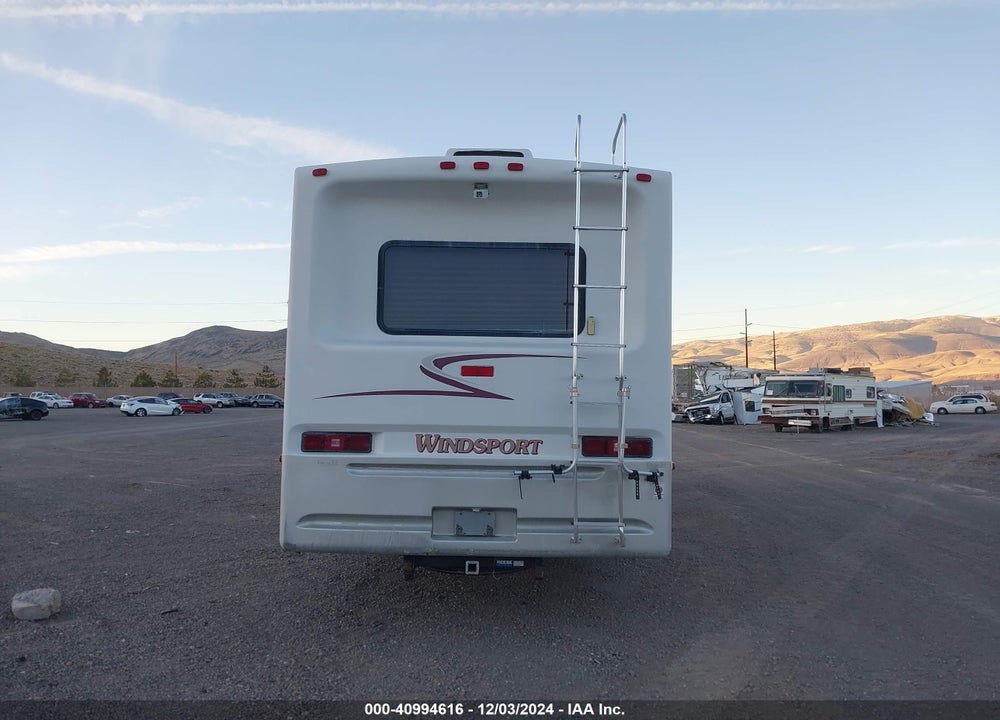 2001 FORD F550 SUPER DUTY STRIPPED CHASS VIN: 1FCNF53S710A15370