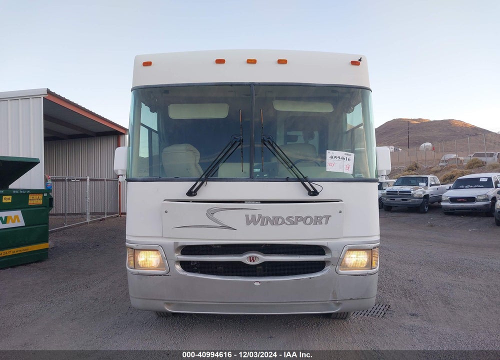 2001 FORD F550 SUPER DUTY STRIPPED CHASS VIN: 1FCNF53S710A15370