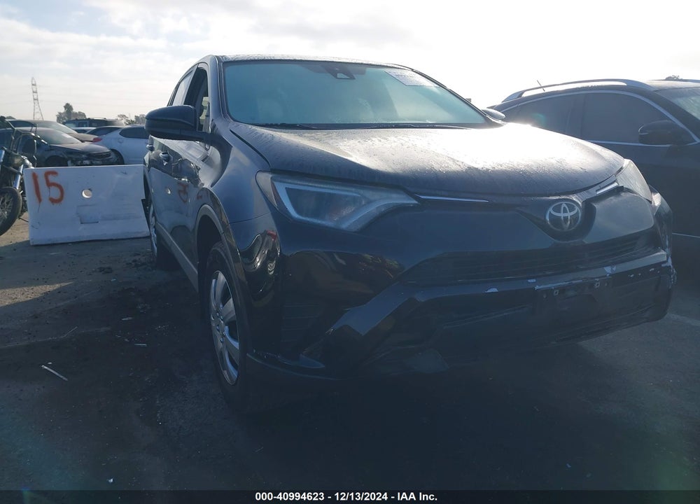 2017 TOYOTA RAV4 LE VIN: 2T3ZFREV5HW391829