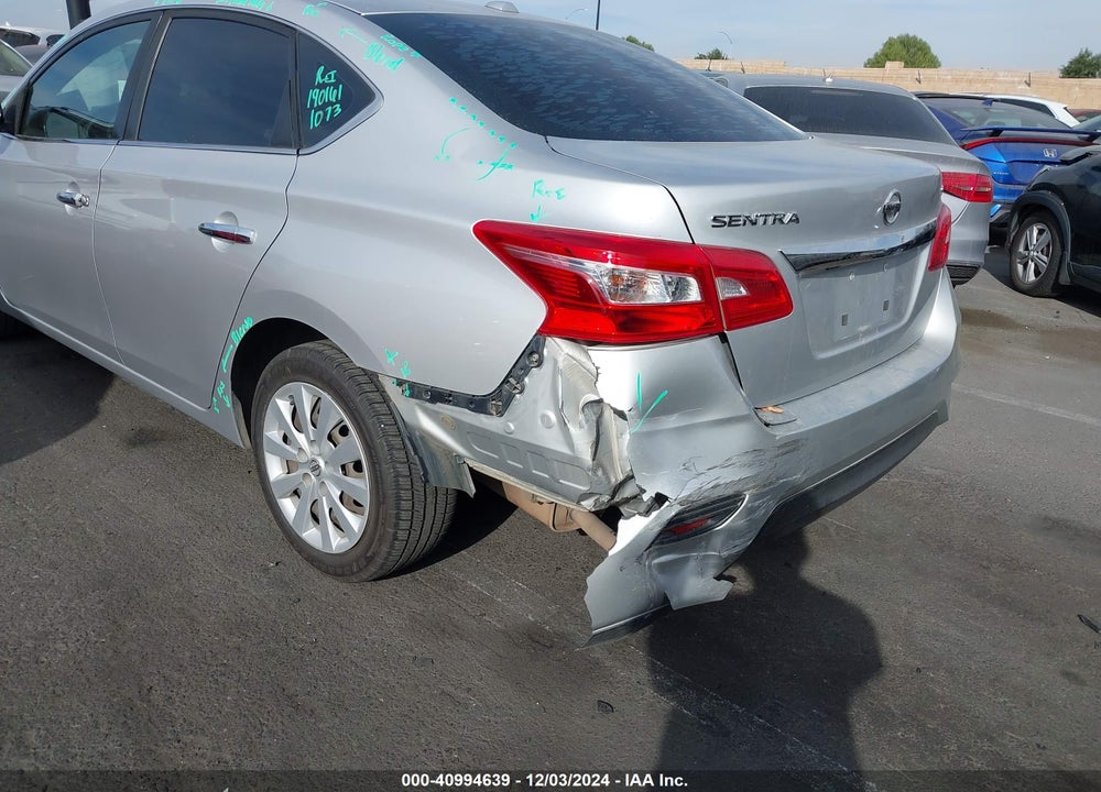 2017 NISSAN SENTRA SV VIN: 3N1AB7AP2HL718220