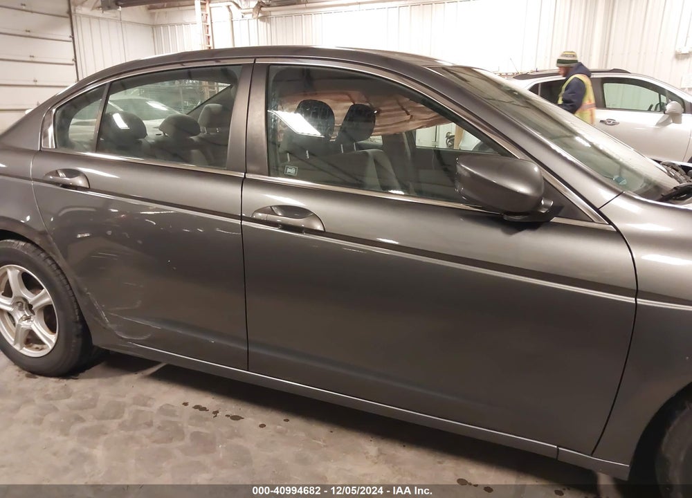 2012 HONDA ACCORD VIN: 1HGCP2F37CA230365