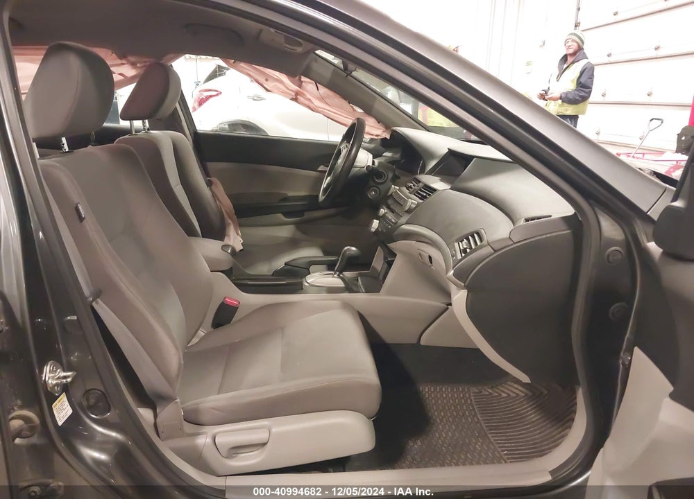 2012 HONDA ACCORD VIN: 1HGCP2F37CA230365