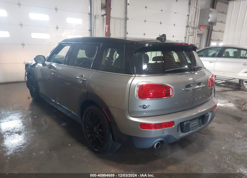 2017 MINI CLUBMAN COOPER VIN: WMWLN5C32H2E33983