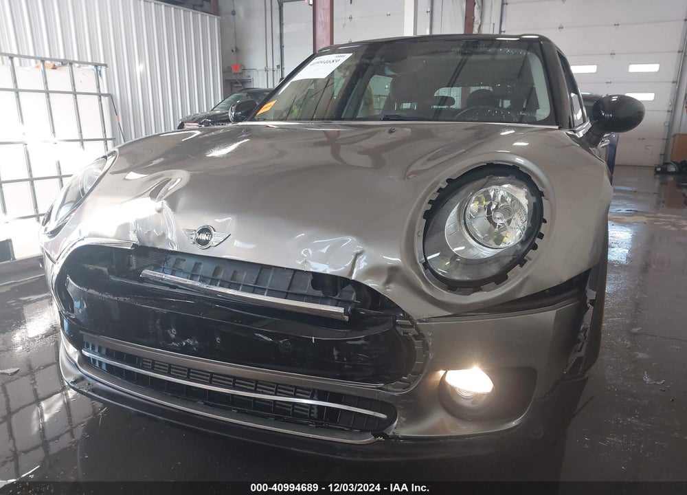 2017 MINI CLUBMAN COOPER VIN: WMWLN5C32H2E33983