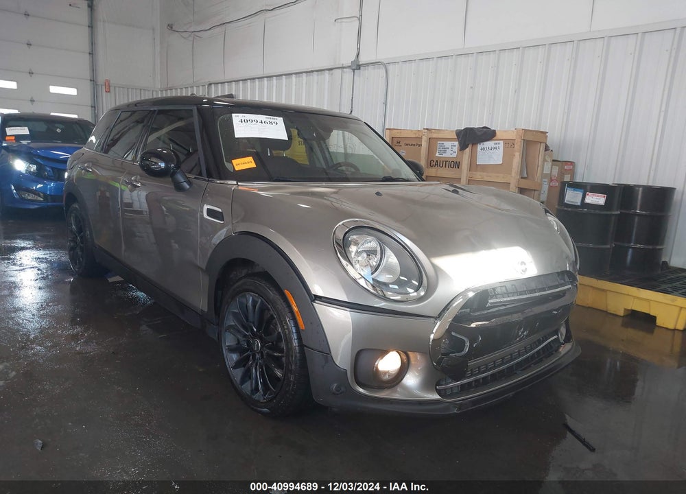 2017 MINI CLUBMAN COOPER VIN: WMWLN5C32H2E33983