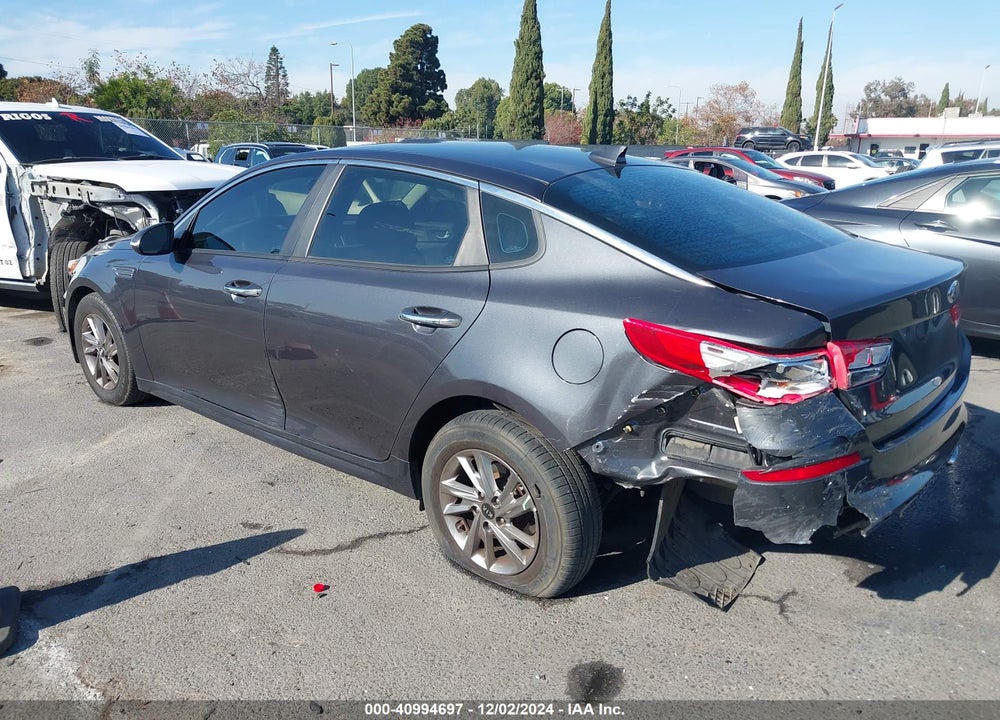 2019 KIA OPTIMA LX VIN: 5XXGT4L33KG288178