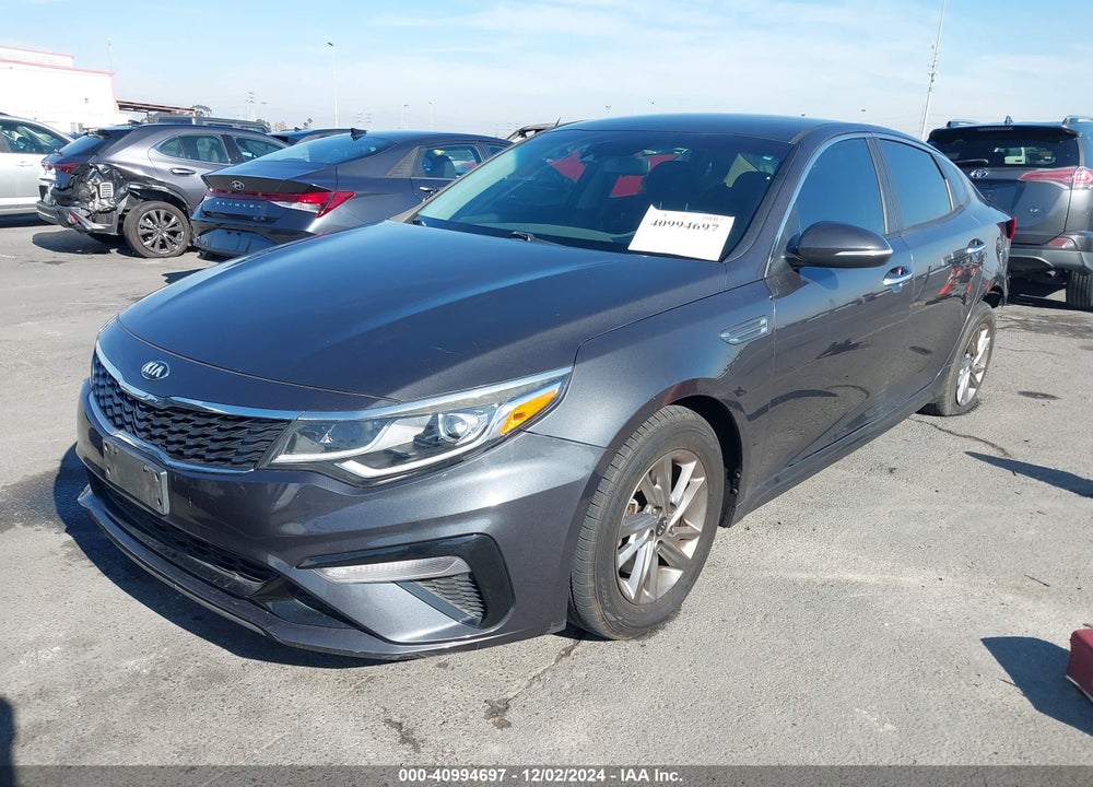2019 KIA OPTIMA LX VIN: 5XXGT4L33KG288178