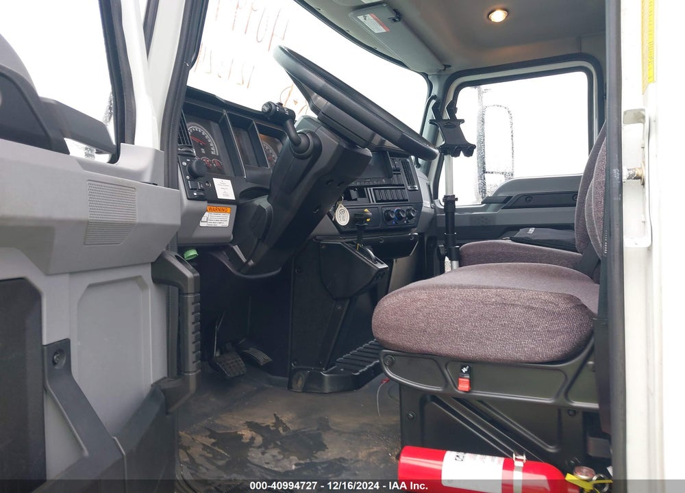 2023 MACK MD VIN: 1M2MDBAA1PS009406