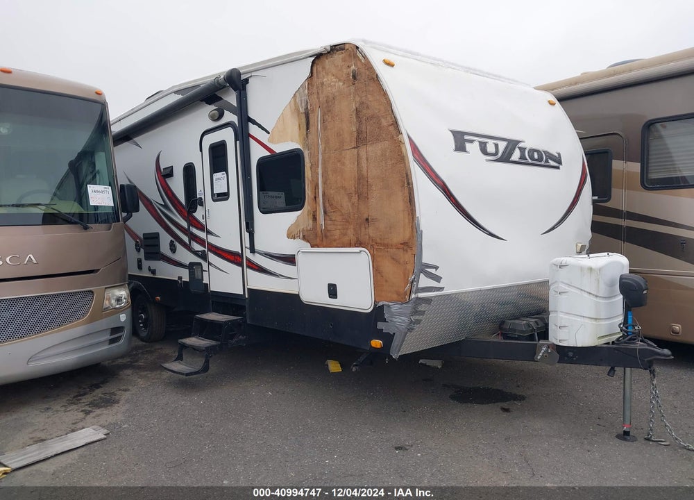 2014 KEYSTONE FUZION VIN: 4YDT30021EF810308