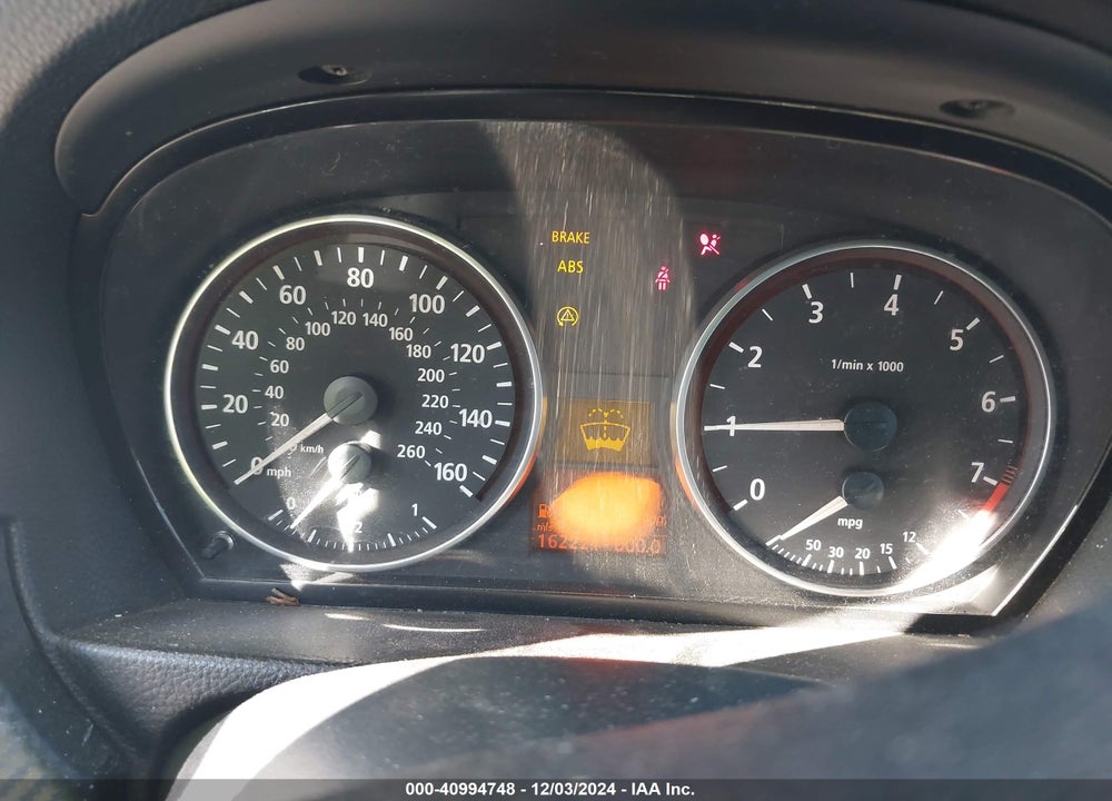 2006 BMW 325 VIN: WBAVB13506PT14533
