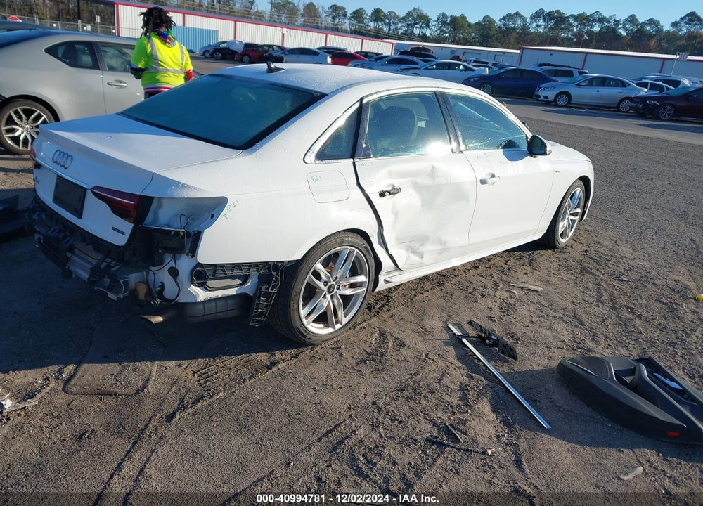2023 AUDI A4 PREMIUM PLUS 45 TFSI S LINE QUATTRO S TRONIC VIN: WAUEAAF49PN011575