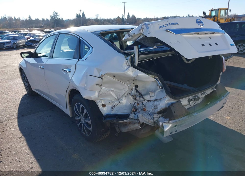 2013 NISSAN ALTIMA VIN: 1N4AL3AP2DN584733