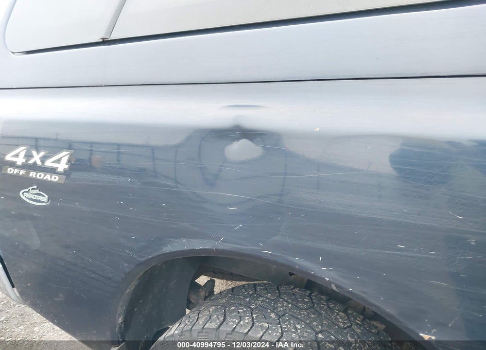 2006 NISSAN TITAN SE VIN: 1N6AA07B96N502281