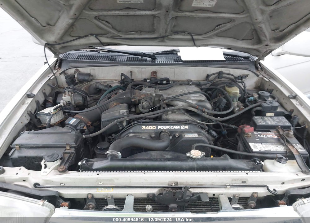 1998 TOYOTA 4RUNNER SR5 V6 LIMITED VIN: JT3HN87R7W0172904