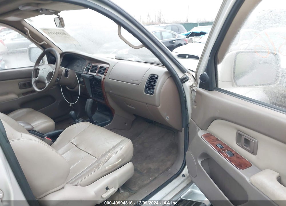 1998 TOYOTA 4RUNNER SR5 V6 LIMITED VIN: JT3HN87R7W0172904
