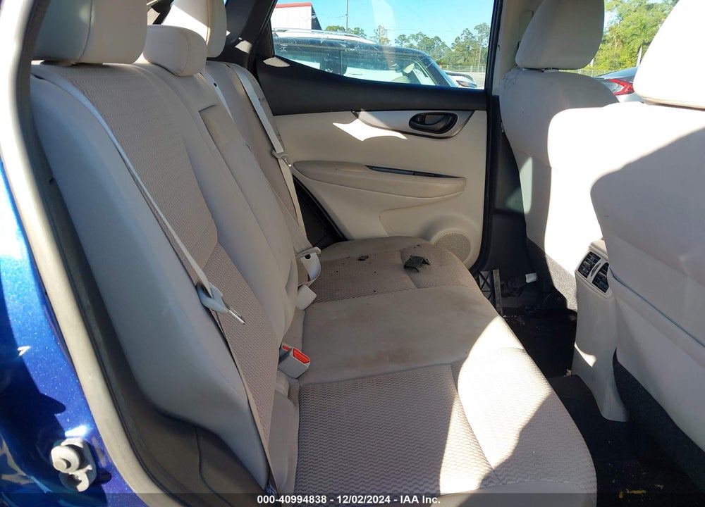 2017 NISSAN ROGUE SPORT S VIN: JN1BJ1CP1HW011735