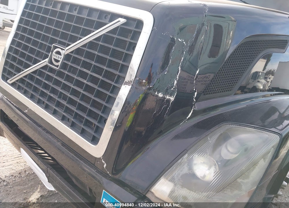 2014 VOLVO VN VNL VIN: 4V4N99EH0EN161137