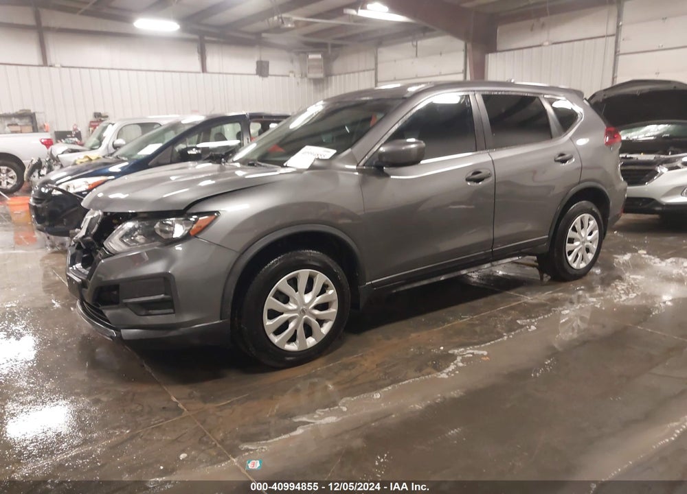 2018 NISSAN ROGUE S VIN: 5N1AT2MV9JC828556