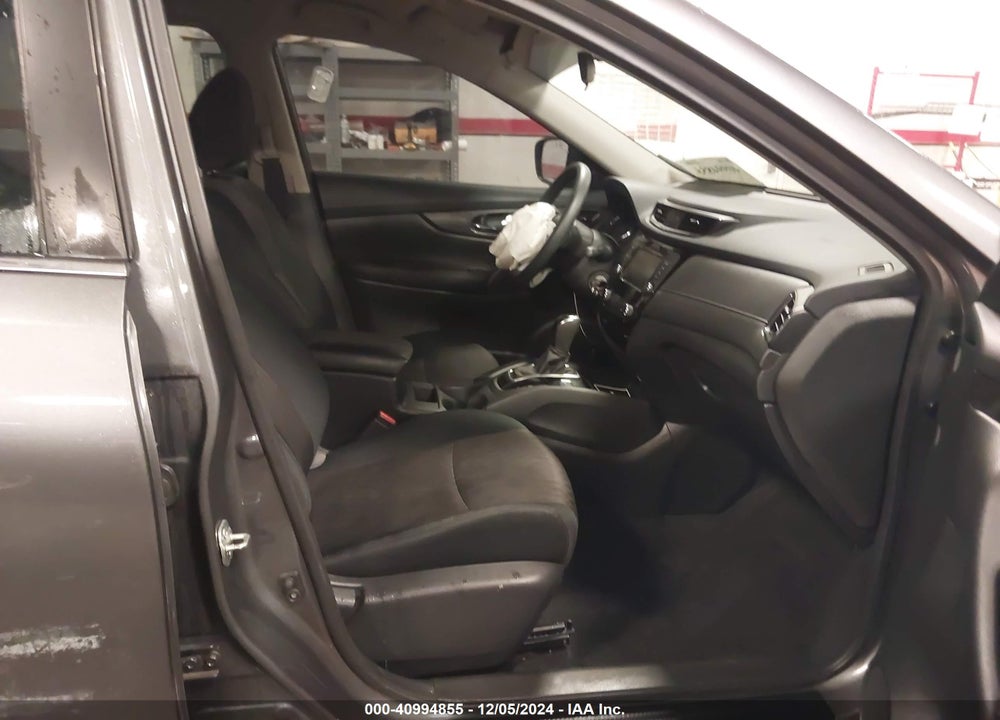 2018 NISSAN ROGUE S VIN: 5N1AT2MV9JC828556