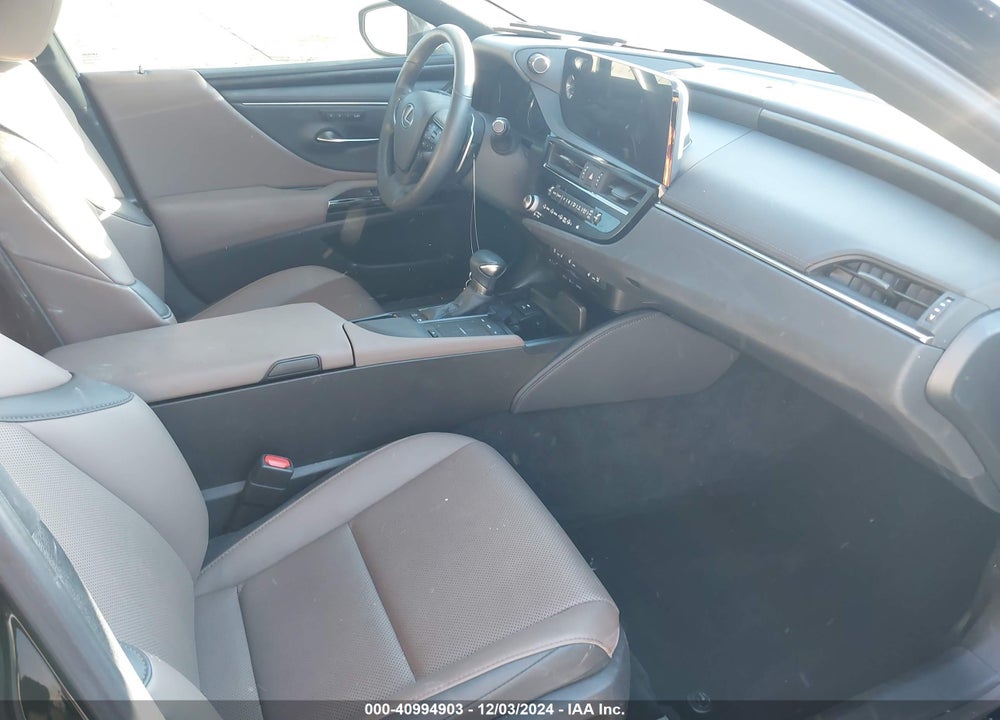 2022 LEXUS ES 300H VIN: 58ADA1C17NU022171
