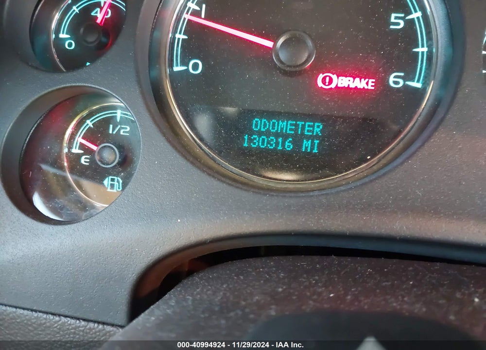 2007 GMC YUKON DENALI VIN: 1GKFK63877J293204
