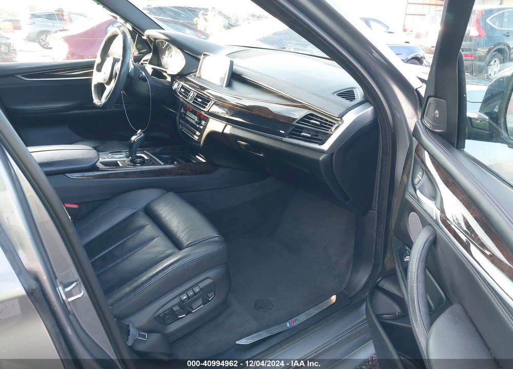 2016 BMW X5 XDRIVE50I VIN: 5UXKR6C54G0J79841