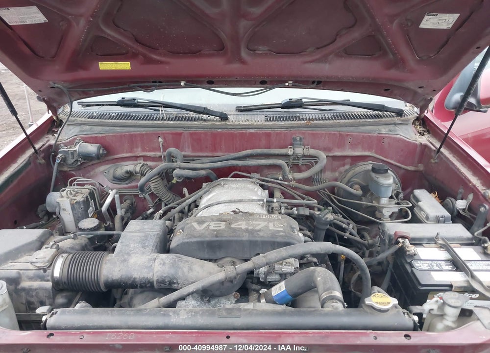 2002 TOYOTA SEQUOIA SR5 V8 VIN: 5TDBT44A42S063595
