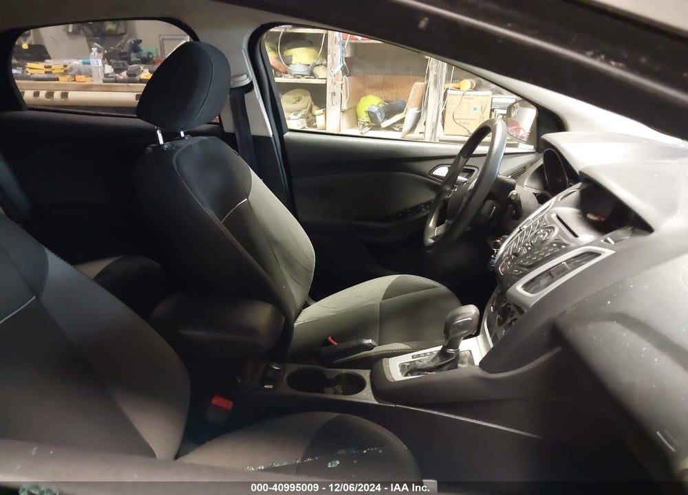 2013 FORD FOCUS SE VIN: 1FADP3K24DL379768