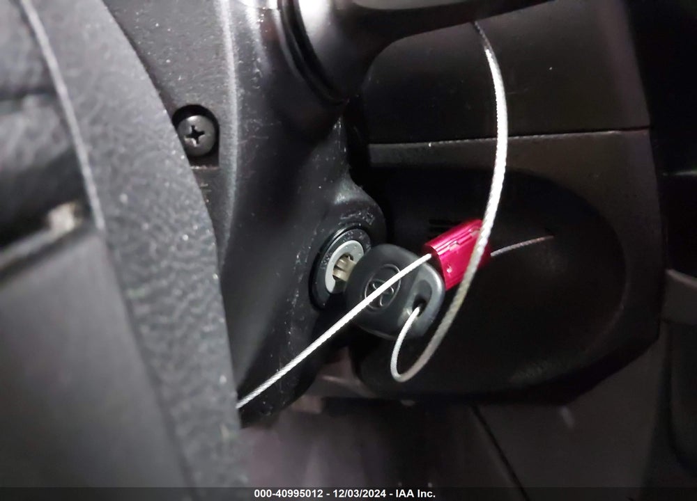 2014 TOYOTA COROLLA L VIN: 5YFBURHE3EP104478
