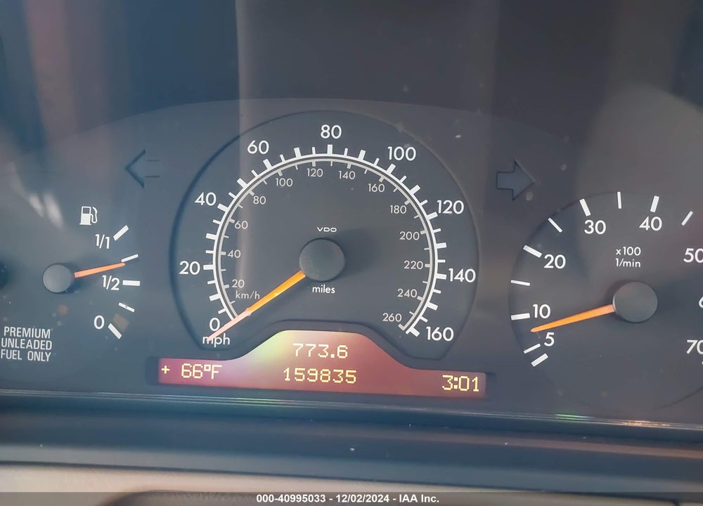 1998 MERCEDES-BENZ E 320 VIN: WDBJF65F1WA671262