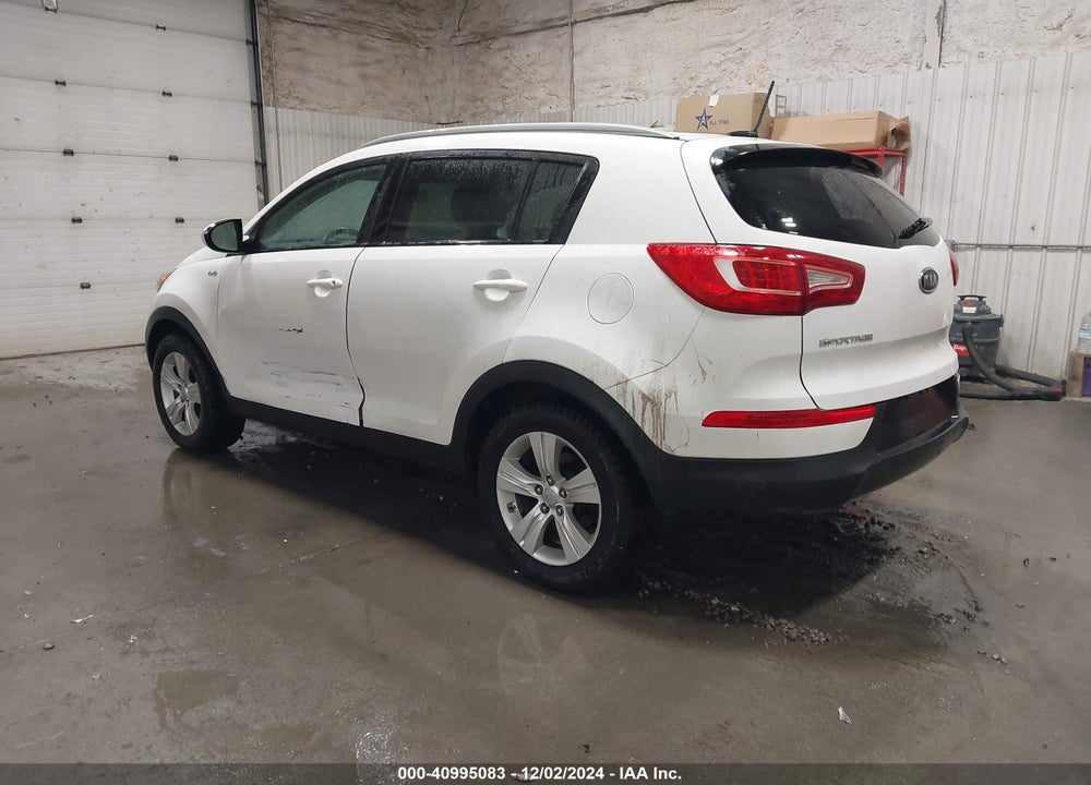 2011 KIA SPORTAGE LX VIN: KNDPBCA26B7024212