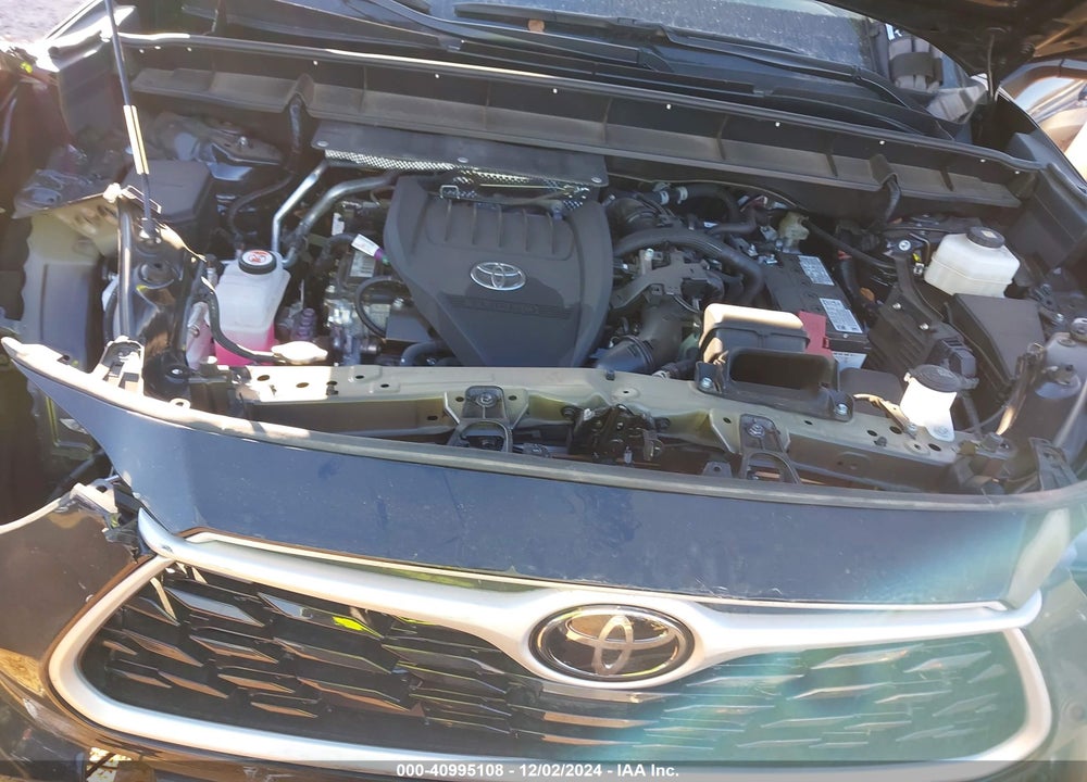 2023 TOYOTA HIGHLANDER XLE VIN: 5TDKDRAH8PS521089