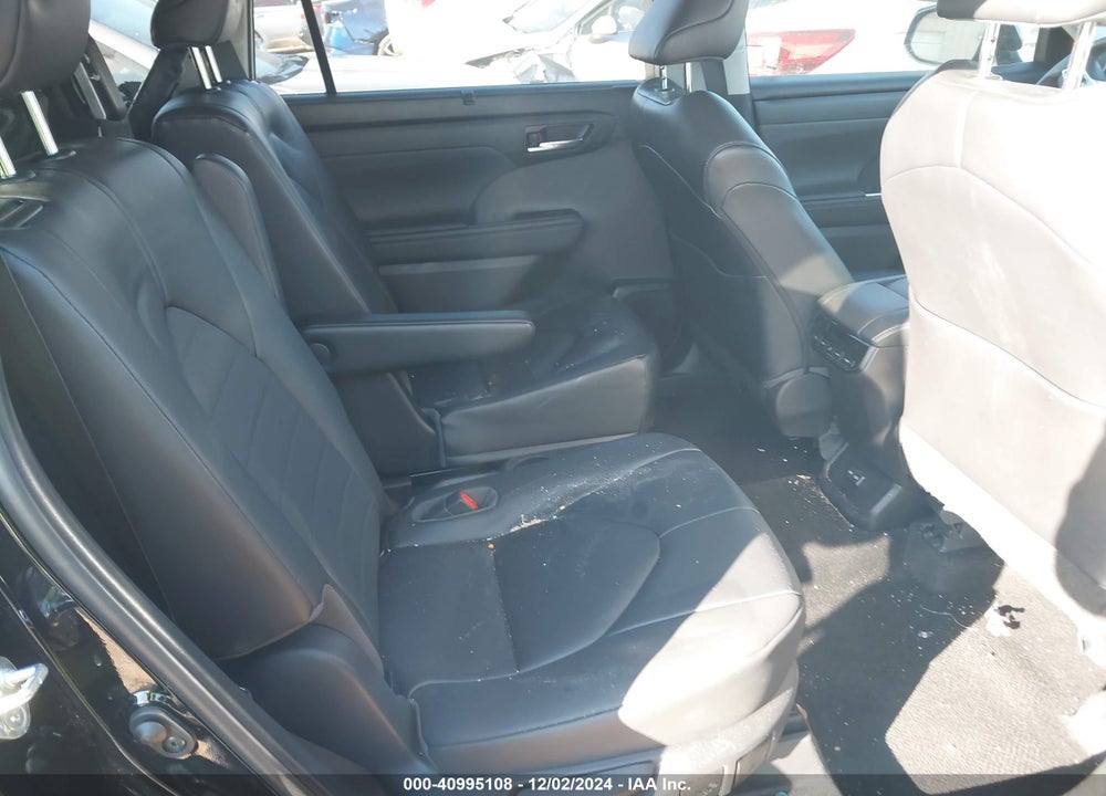 2023 TOYOTA HIGHLANDER XLE VIN: 5TDKDRAH8PS521089