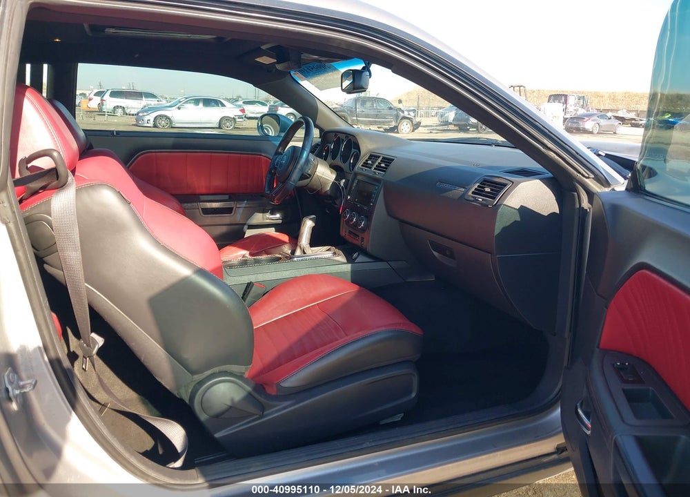 2014 DODGE CHALLENGER VIN: 2C3CDYBT8EH281818