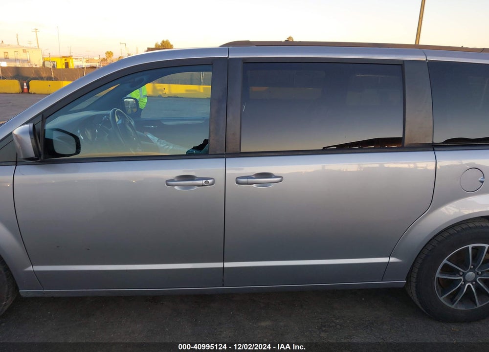 2018 DODGE GRAND CARAVAN GT VIN: 2C4RDGEG6JR335426