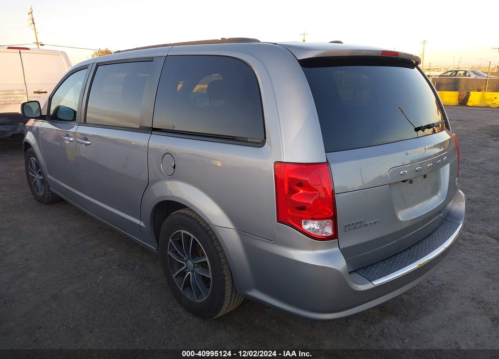 2018 DODGE GRAND CARAVAN GT VIN: 2C4RDGEG6JR335426