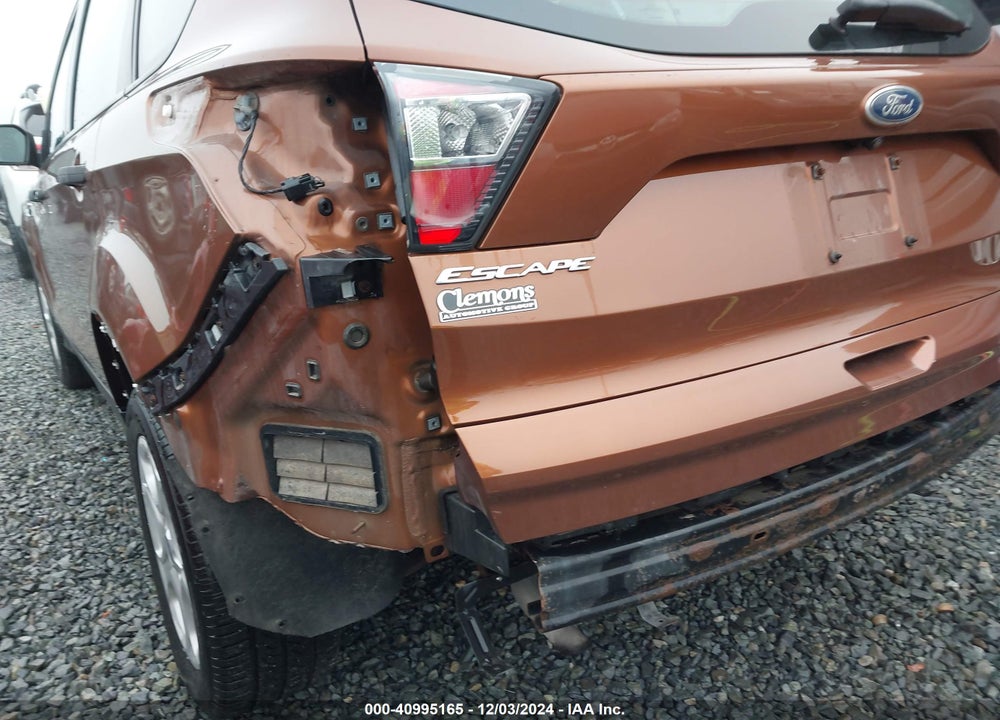 2017 FORD ESCAPE S VIN: 1FMCU0F7XHUB02296